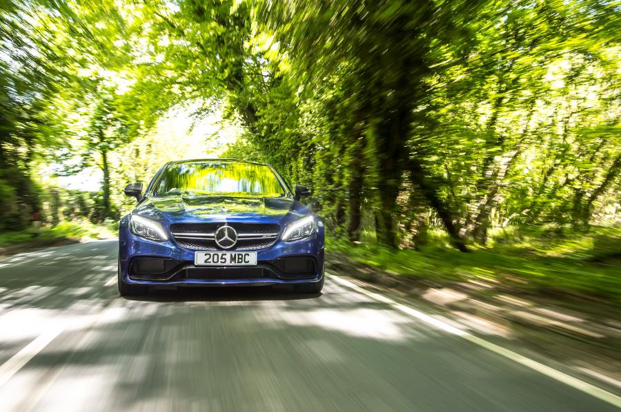  Mercedes-AMG C63 S Coupe 2016 года  (UK) (фото 15 из 30)